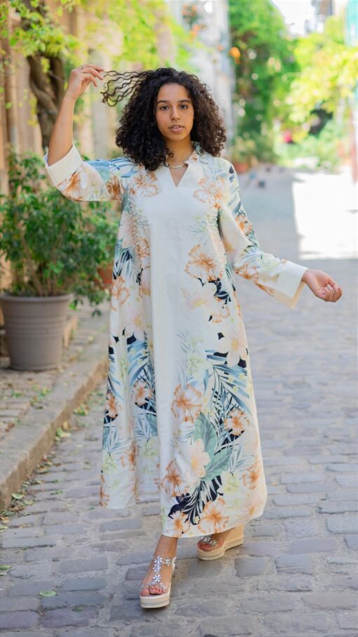 Illustration Robe Longue Élégante à Fleurs 14