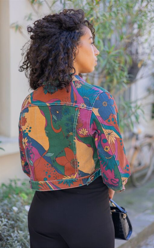Illustration Veste femme en denim multicolore 8